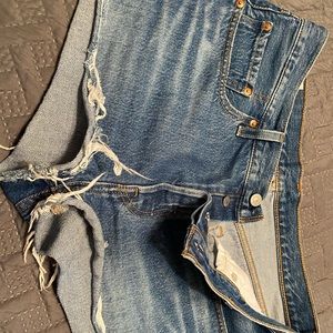 Levi button fly Shorts